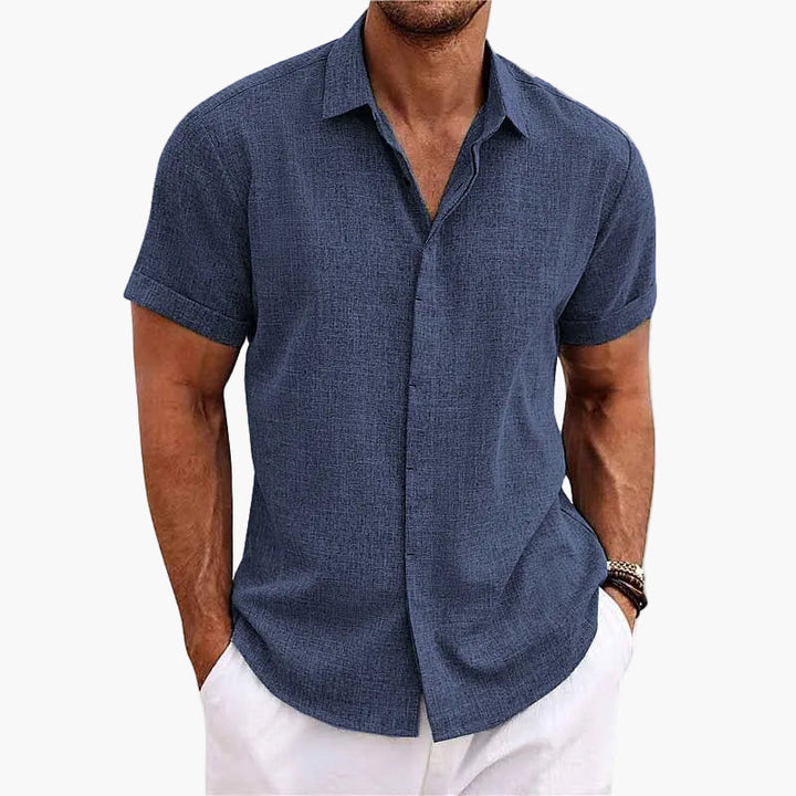 Luftiges Herren Freizeithemd, kurzärmelig, ideal für den Sommer und entspannte Tage.