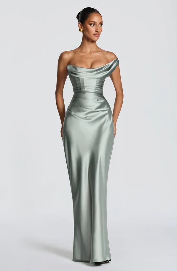 Geschmackvolles One Shoulder Damenkleid, elegantes Maxikleid für glamouröse Anlässe.