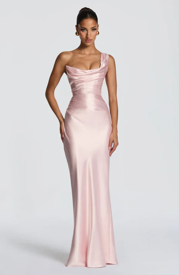 Anmutiges Frauenkleid, One-Shoulder Abendkleid als Maxikleid für den glamourösen Auftritt.