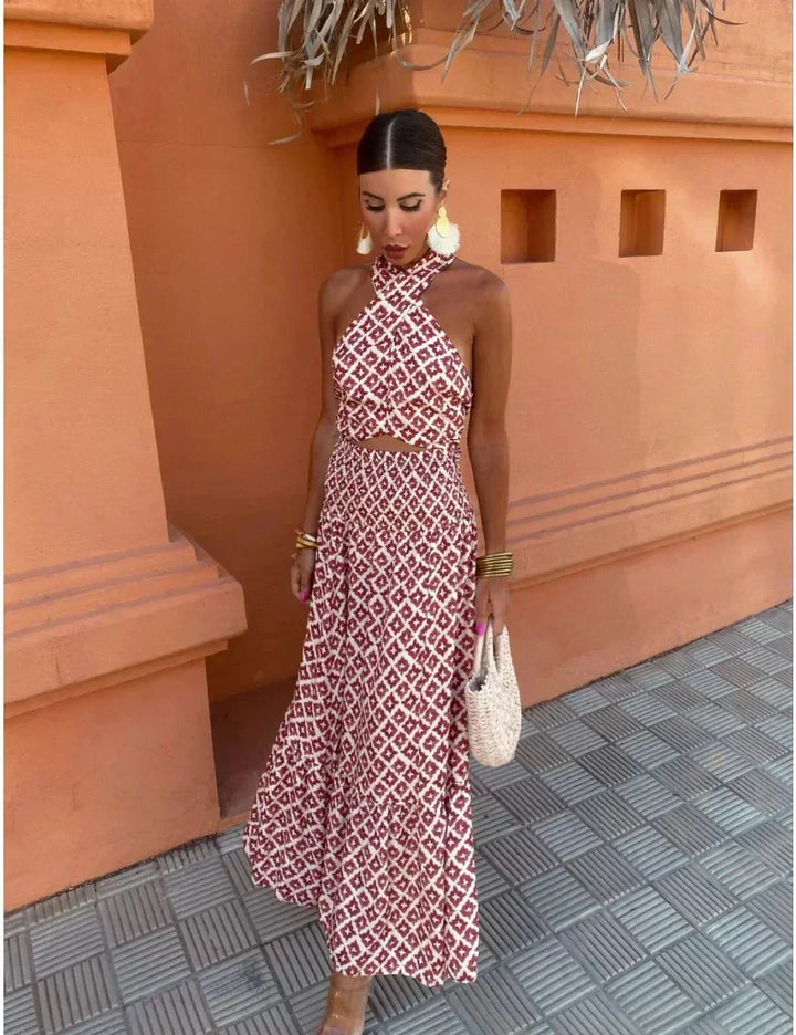 Rotes Damen Sommerkleid, Neckholder Maxi, elegant für Hochzeiten, festliche Anlässe und Abendpartys.