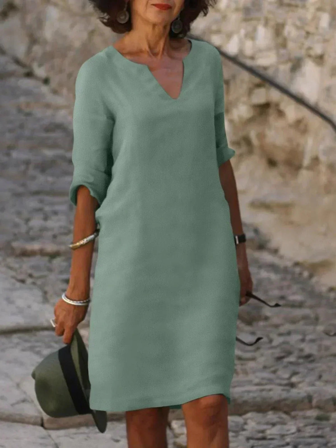 Rotes Damen Sommerkleid, elegant & fließend, ideal als Freizeitkleid oder für Abendmode.