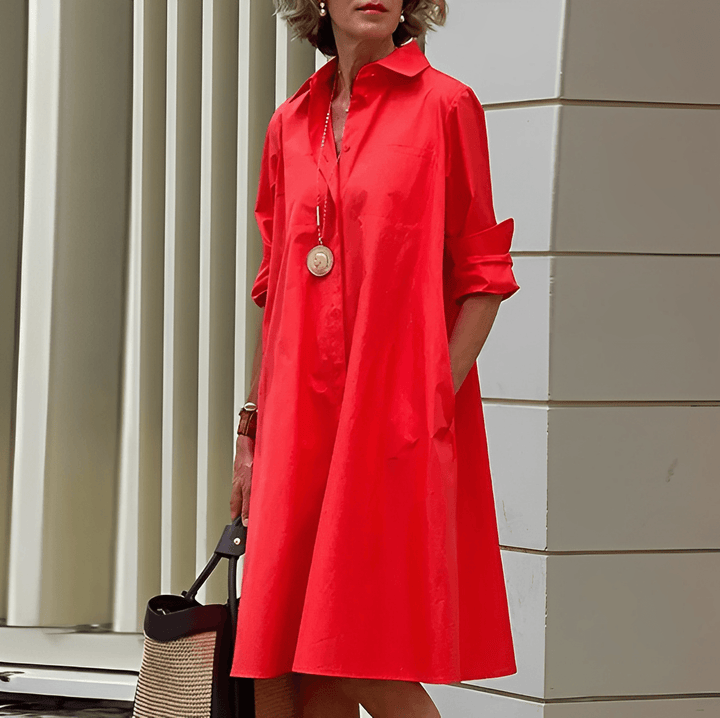 Stilvolles Damen Kragenkleid, Herbst Shirtdress. Feminin, langärmlig, ideal für Business Casual Outfits.