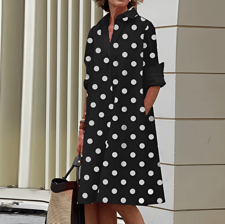 Figurbetontes Damen Herbstkleid, Langarm Shirtdress mit Kragen. Stilvolles, feminines Freizeit- und Kragenkleid.