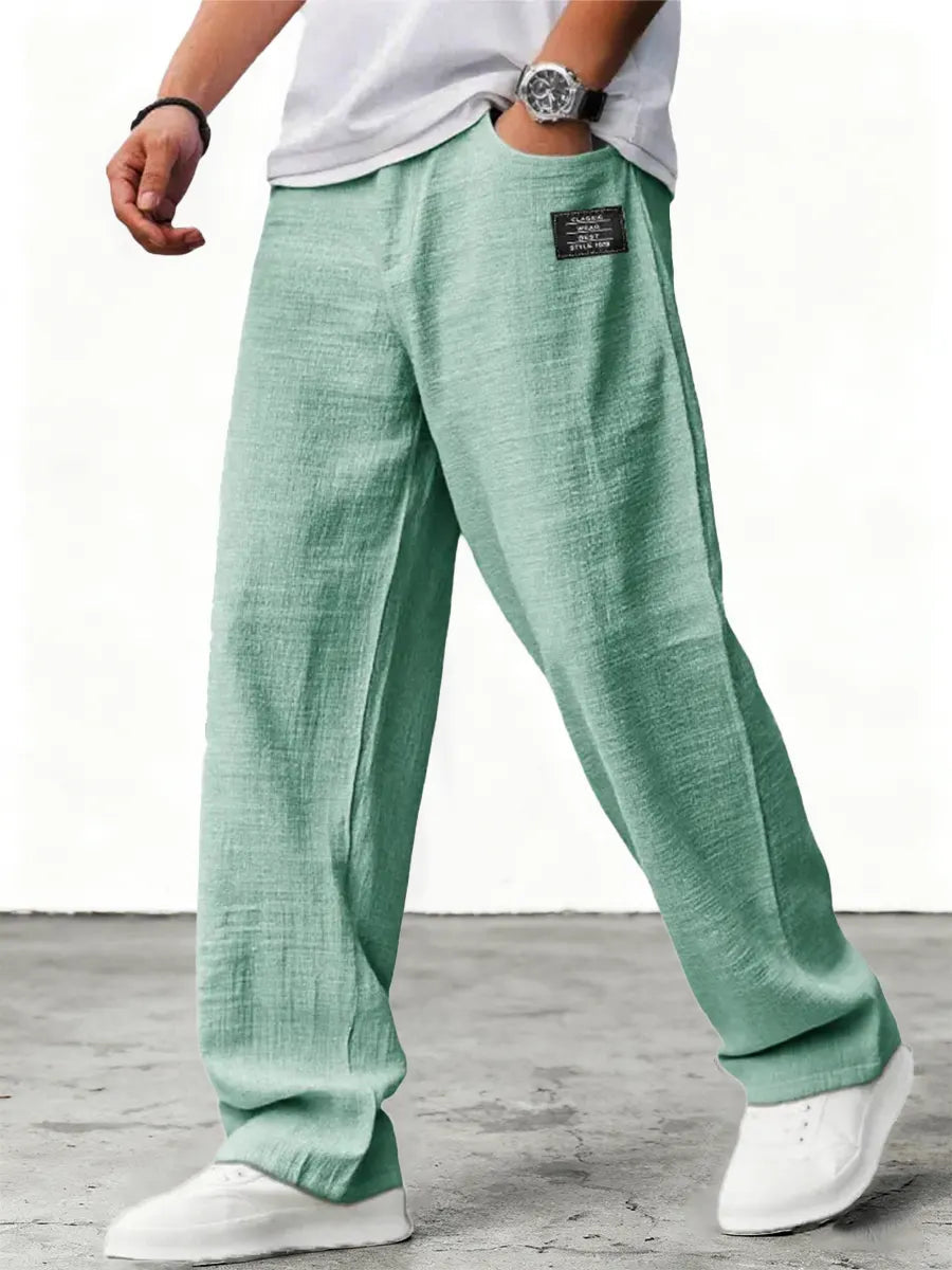 Herren Freizeithose, weites Bein, Kordelzug. Sehr bequem, lässig und stilvoll. Perfekt für entspannte Tage.