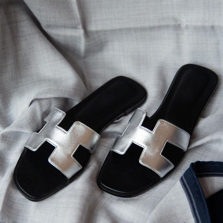 Damen Sommer Sandalen im Freien, bequeme Luxus Hausschuhe für Spaziergänge & Urlaub. Flache Slipper.