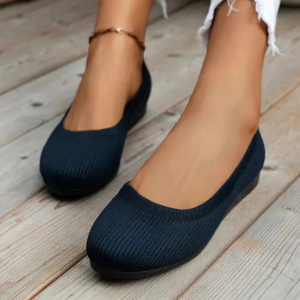 Praktische Slip-on Damen Freizeitschuhe, orthopädisch und leicht, perfekt für schnelles An- und Ausziehen im Sommer.