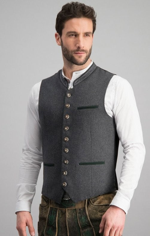 Elegantes Herren Gilet Maxim in klassischem Design mit modernem Touch, ideal für Business & Freizeit.
