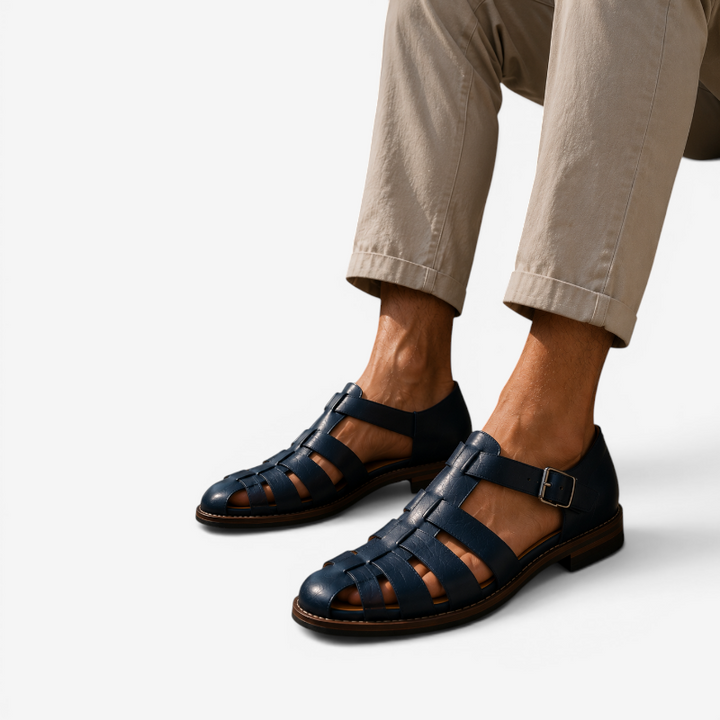 Herren Sandalen aus strapazierfähigem Material, ideal als Sommerschuhe. Offene, bequeme Freizeitsandalen für lange Spaziergänge.