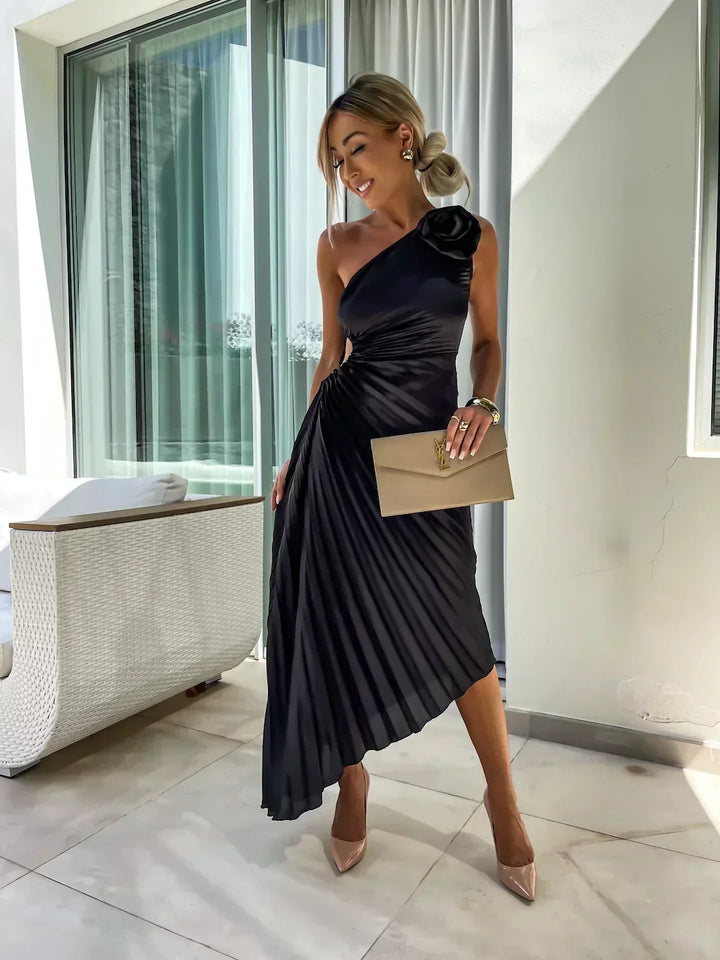 Ärmelloses Damen-Maxikleid in eleganter Ausführung, vielseitig als Abend- oder Sommerkleid.