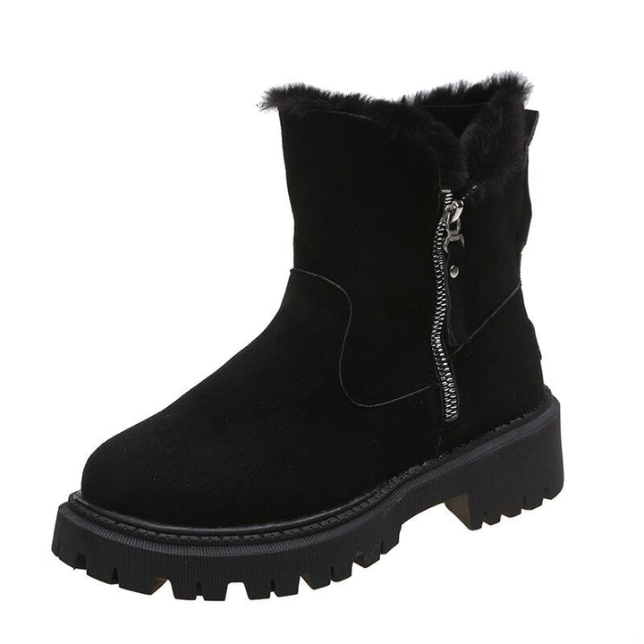 Komfortable Damen Winterstiefeletten am Fuß, perfekt für Alltag & Outdoor. Warm & stilvoll.