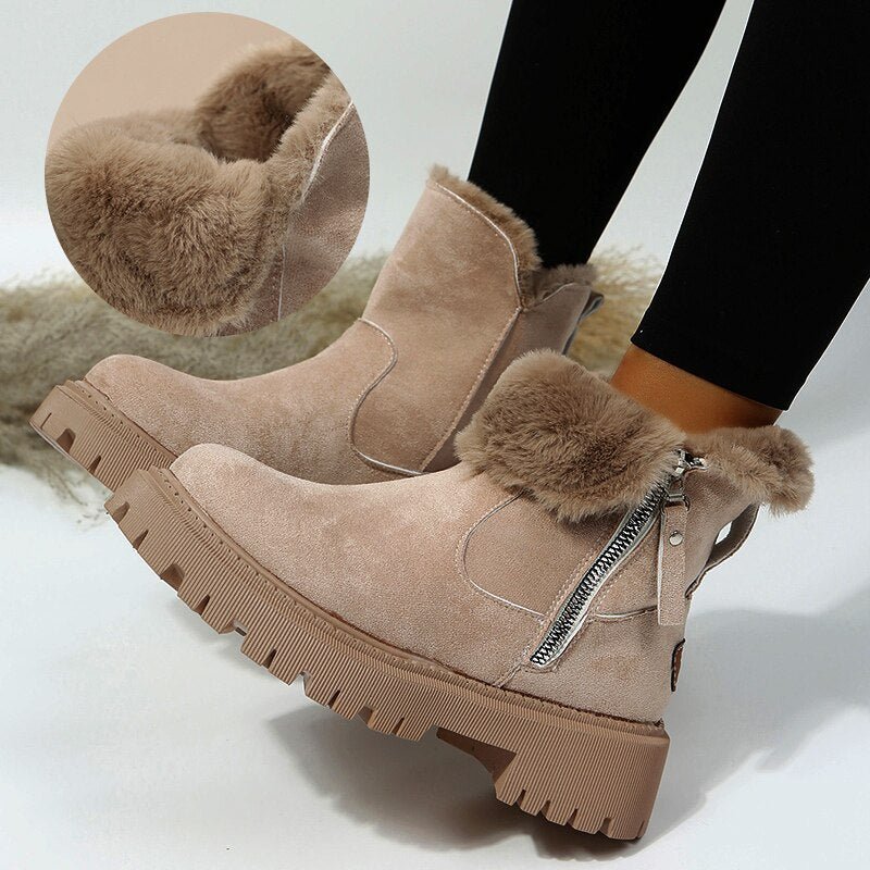 Robuste Damen Schneestiefel im Winterwald. Warm, wasserdicht & rutschfest für jedes Abenteuer.