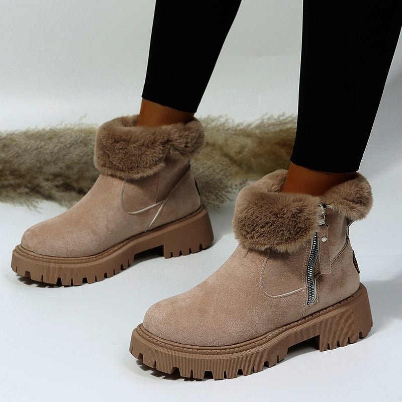Vorderansicht der warmen & wasserdichten Damen Winterstiefeletten mit praktischem Verschluss.