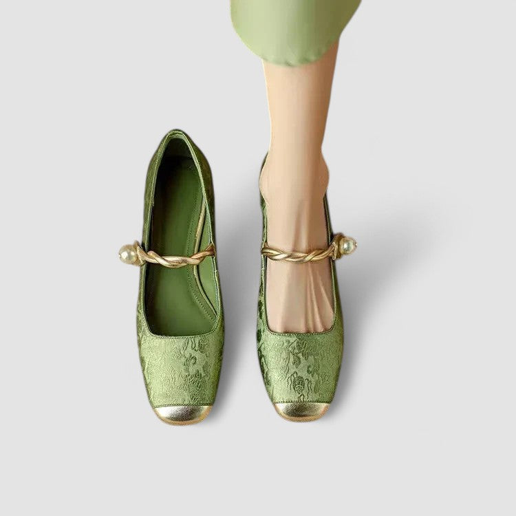 Komfortable orthopädische Mary Jane Damenschuhe, flach & bequem für lange Tage. Perfekte Alltagsschuhe.