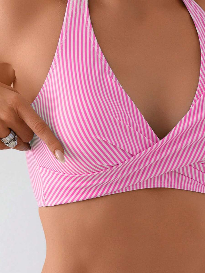 Blauer gestreifter Damen Bikini Zweiteiler, Bandeau & High Waist, perfekt für den Sommer.