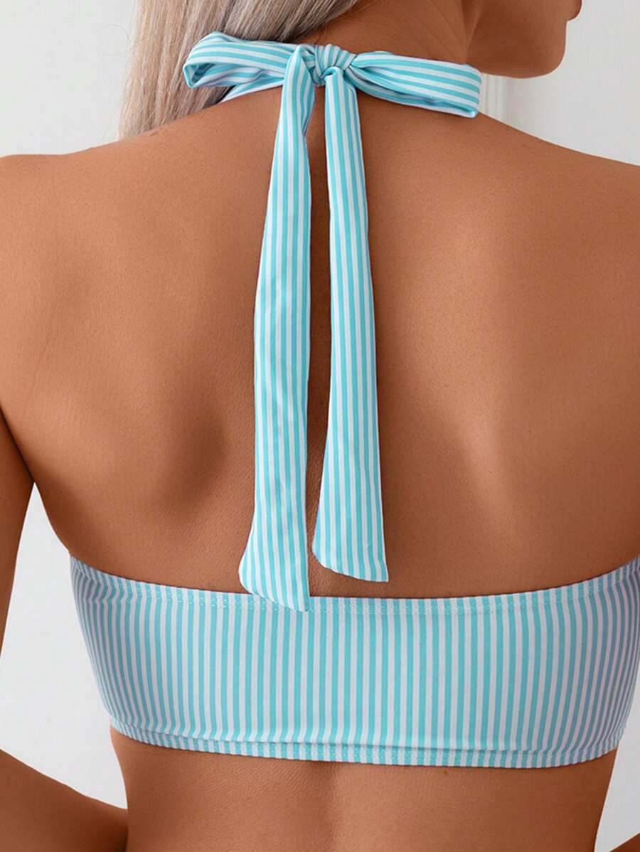Bequemer Frauen Bikini Zweiteiler, gestreift, Bandeau Top & High Waist für den Sommer.