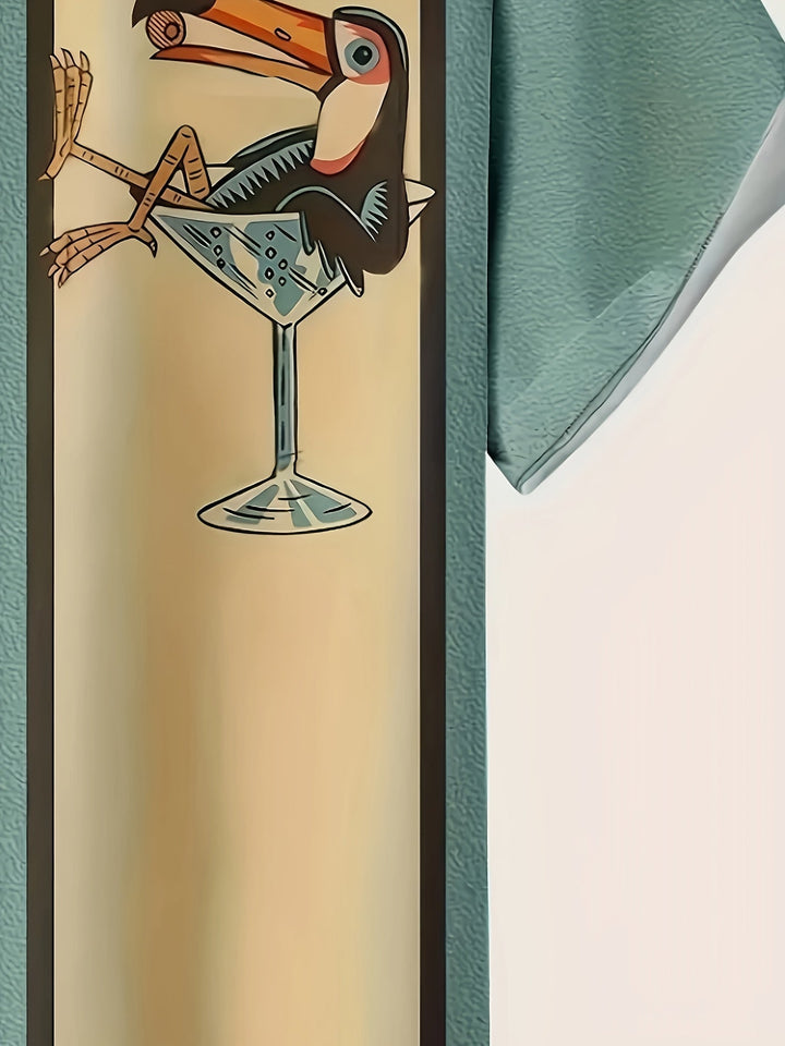 Kurzarm-Herrenhemd in Grün, mit retro-tropischem Print und Streifen, für entspannten Sommerurlaub.