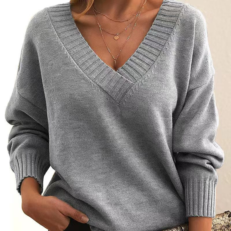 Zeitloser Damen-Oberteil mit V-Ausschnitt, warmer Feinstrick, eine Must-Have für jede Wintergarderobe.