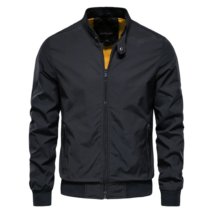Stilvolle Herren Freizeitjacke: Robuste, wasserabweisende Übergangsjacke für den Alltag; sportlich-modisch.