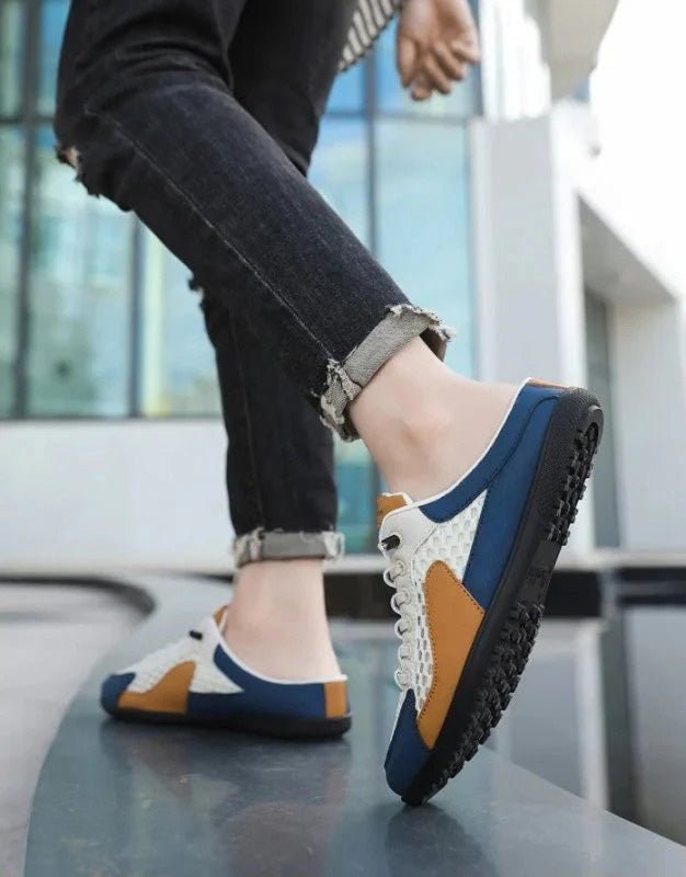 Elastische Einsätze am Herren Freizeitschuh, erleichtern das An- und Ausziehen der Slip-On Loafer.
