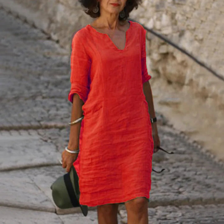 Hellblaues Damen Midikleid mit tiefem V-Ausschnitt & Dreiviertelarm, luftig & bequem, elegantes Design.
