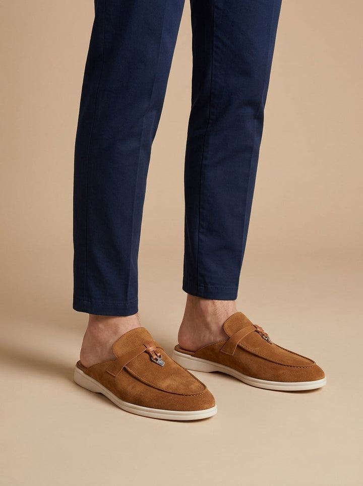Herren Slipper Mules aus hochwertigem Material, stilvoll und bequem für Freizeit und Sommer.