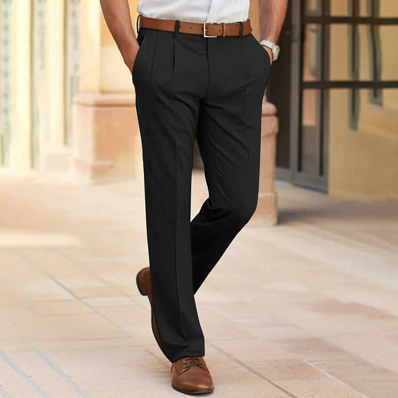 Klassische Herren Anzughose in Marineblau mit Bundfalten, perfekt für Business & festliche Feiern.