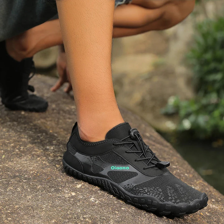 Herren Aquaschuhe, schnelltrocknend & rutschfest, ideal für Wassersport & Strand. Komfortable Badeschuhe.