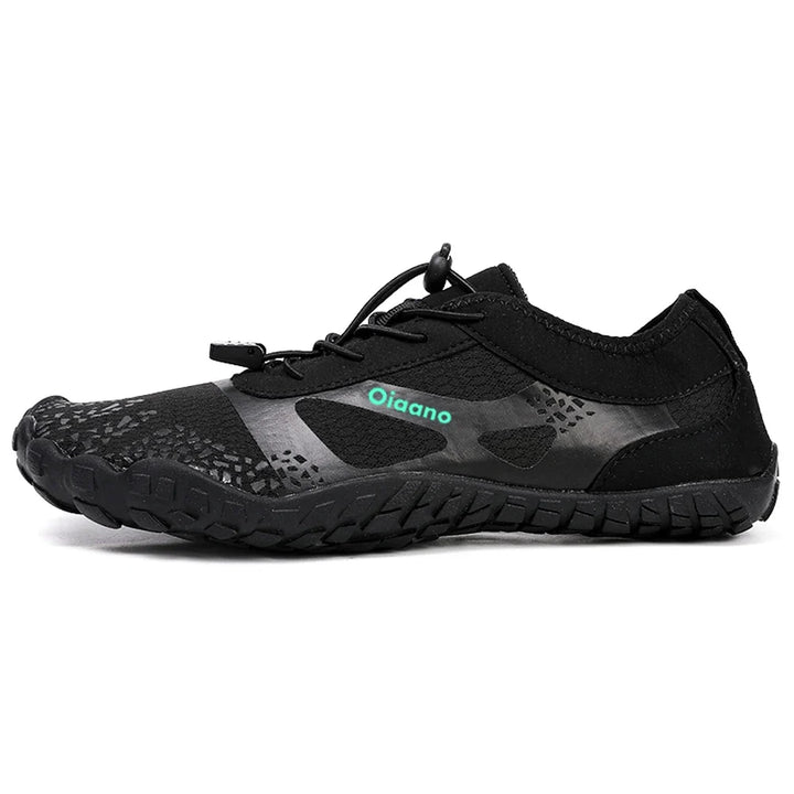 Flexible Herren Wasserschuhe für Outdoor-Aktivitäten. Schnelltrocknend und rutschfest für Schwimmen & Strand.