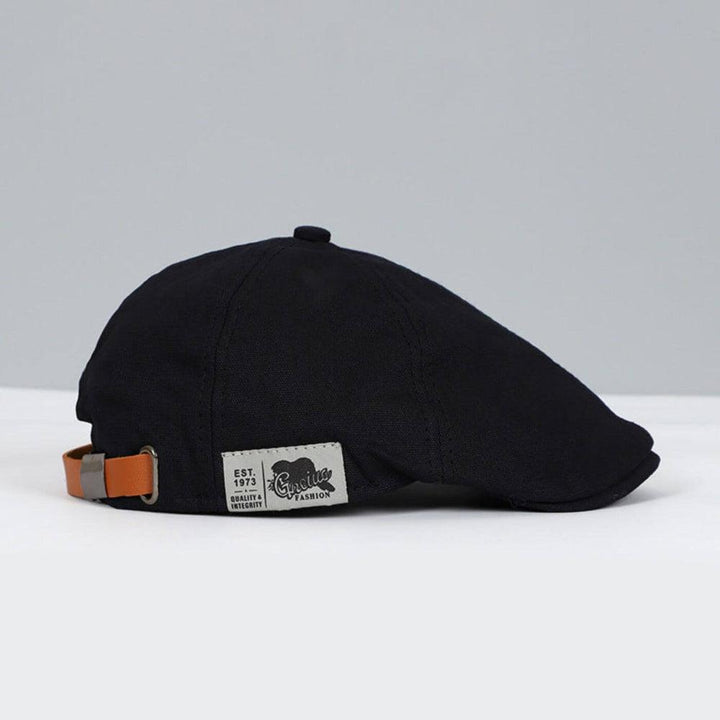 Herren Baskenmütze für einen eleganten Stil, zeitloses Mode Accessoire für moderne Männer.