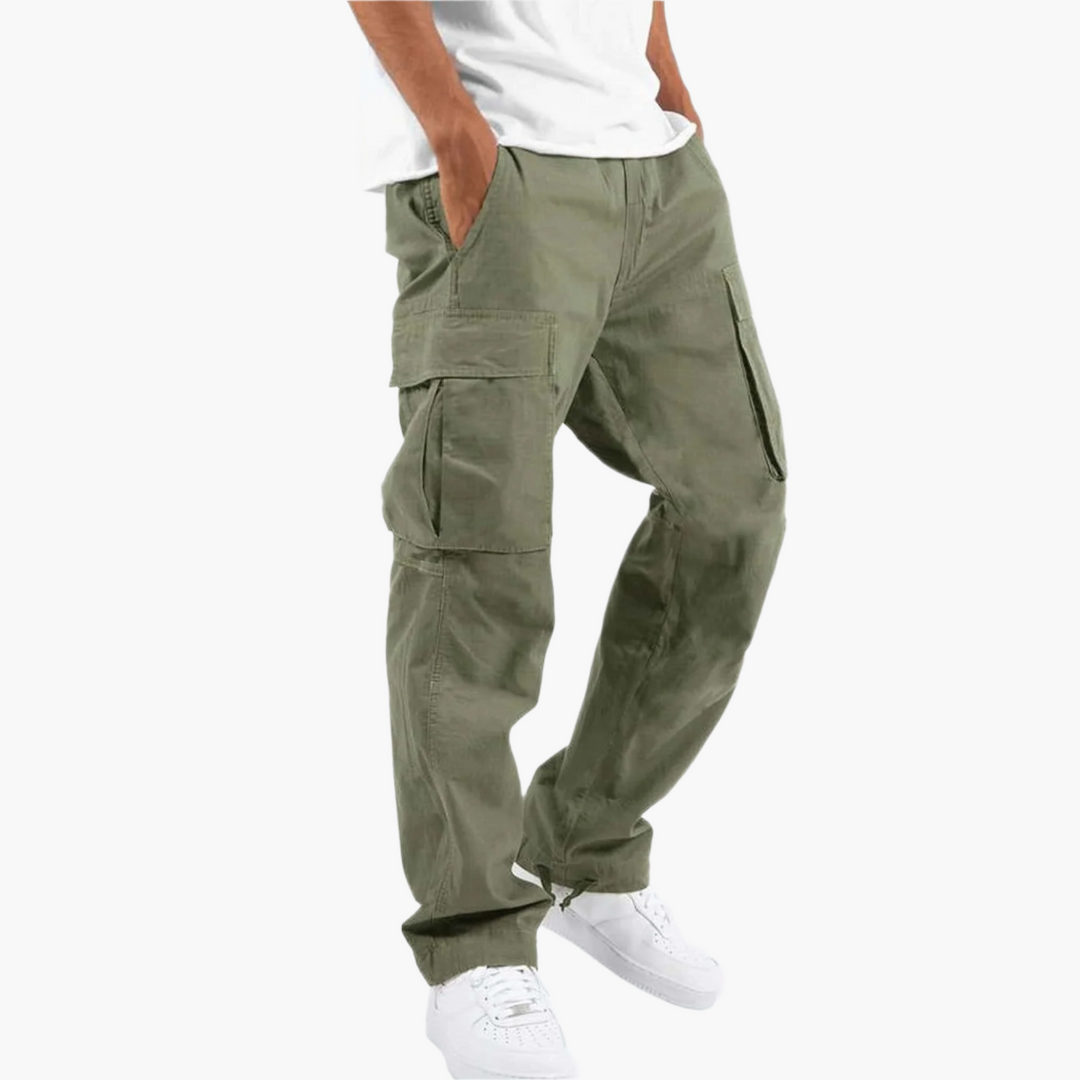 Bequeme Herren Cargohose in lässigem Stil, ideal für Streetwear. Funktionale Taschenhose für Männer, perfekt für Freizeit.