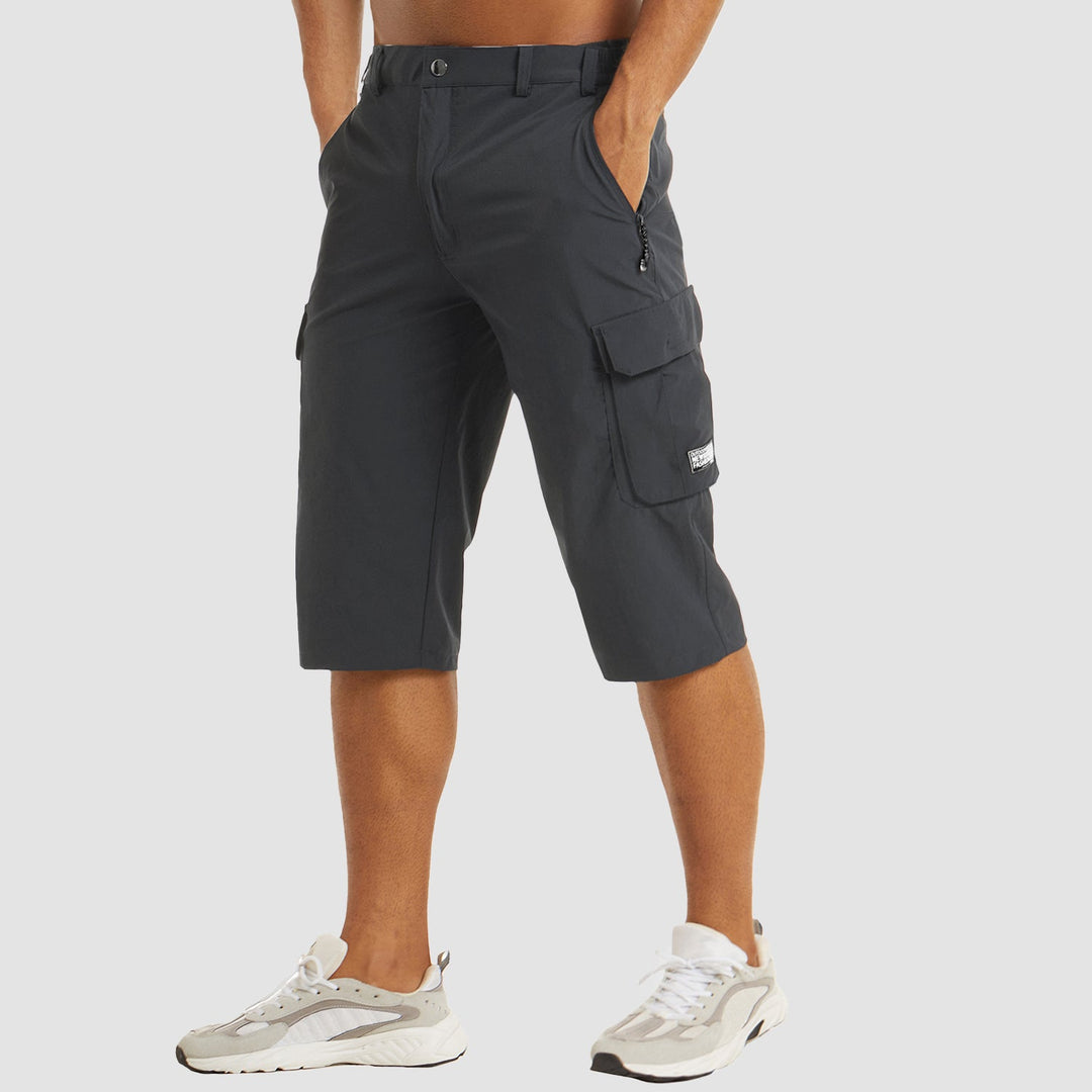 Bequeme Herren Cargo Shorts, strapazierfähig und funktional, eine stilvolle Wahl für jede Outdoor-Aktivität.