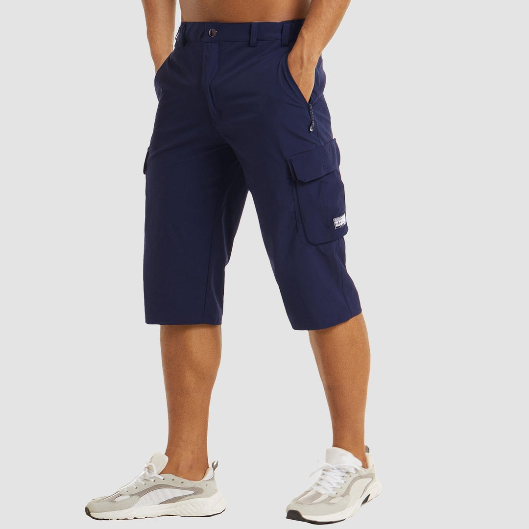Praktische Herren Cargo Shorts mit vielen Taschen, ideal für alle wichtigen Utensilien bei Wandern & Freizeit.