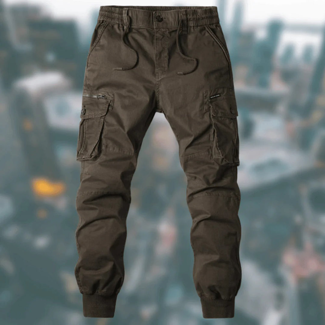 Moderne Herren Jogger Cargohose, bequem & stilvoll, mit Bündchen & Stauraum, vielseitig für jede Gelegenheit.