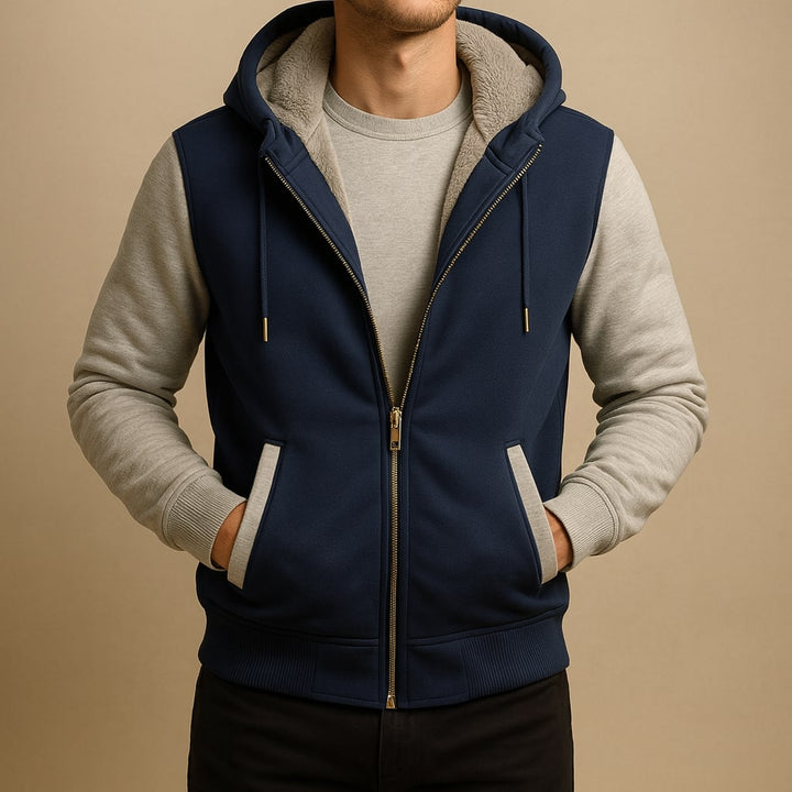 Warme Herren Kapuzenjacke, ideal für kühle Tage, mit weichem Futter und praktischem Reißverschluss.