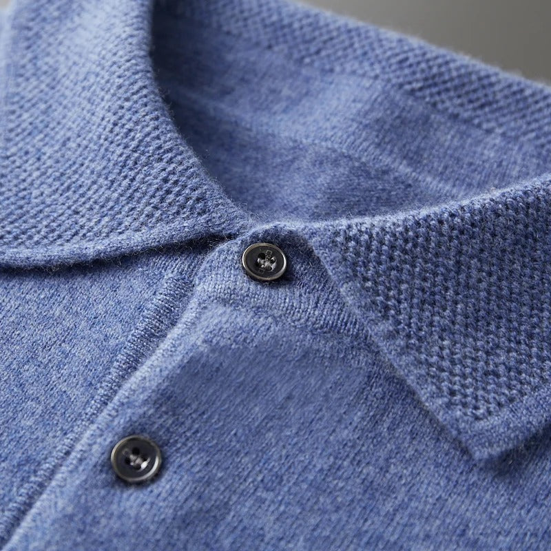 Herren Business Pullover, Polokragen, Langarm, klassische Eleganz für zeitlose Herrenmode.