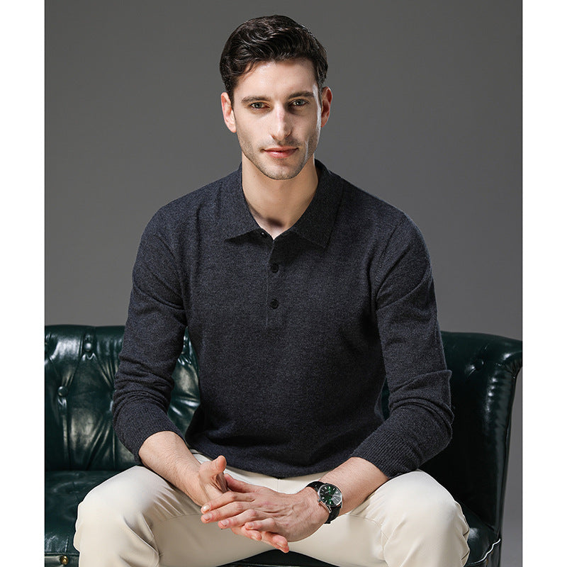 Zeitloser Herren Pullover mit Polokragen, ideal für Business und gehobene Freizeitkleidung.