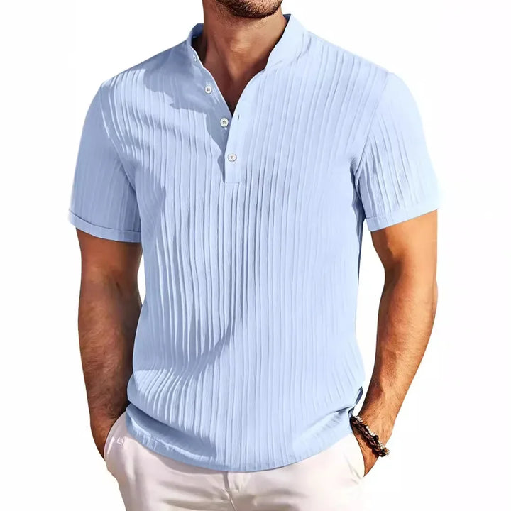 Vielseitiges Herren Kurzarm T-Shirt mit Knitter-Look. Atmungsaktiv & entspannt für die Freizeit im Sommer.