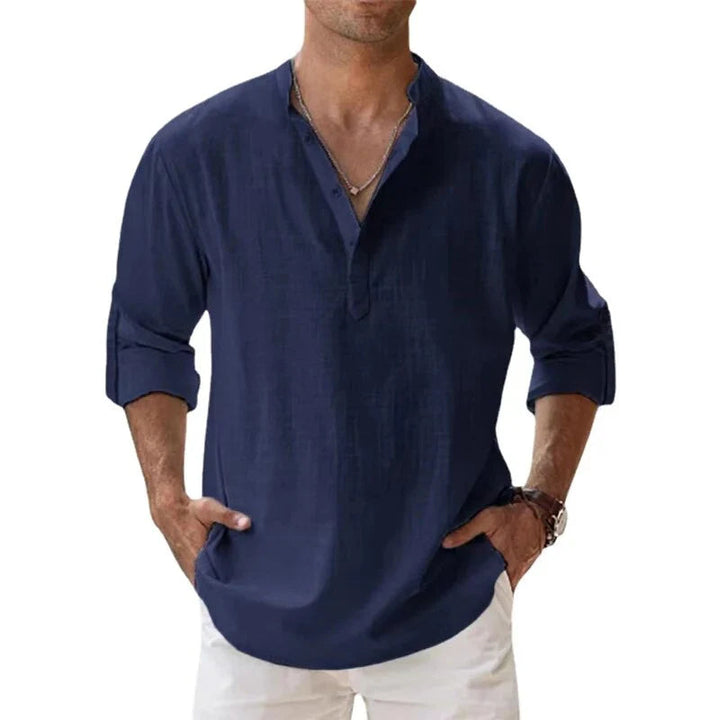 Komfortables Langarm-Polo für Herren. Vielseitig kombinierbar mit elegantem Chino-Kragen.
