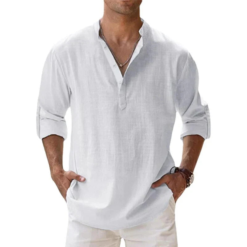 Elegantes Herren Langarm Polohemd. Modernes Oberteil mit Chino-Kragen für stilvolle Outfits.