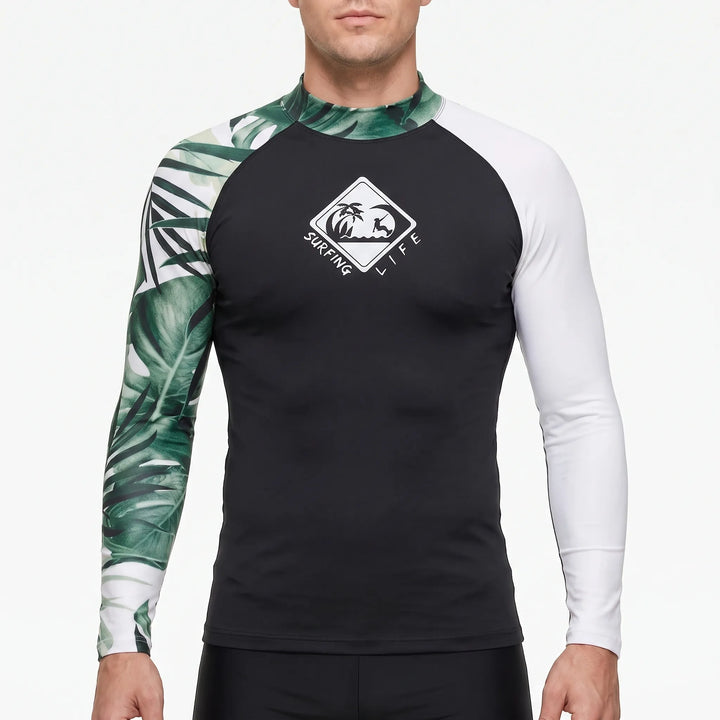 Herren Langarm-Shirt für Surfen und Schwimmen, mit integriertem UV-Schutz gegen Sonnenbrand.