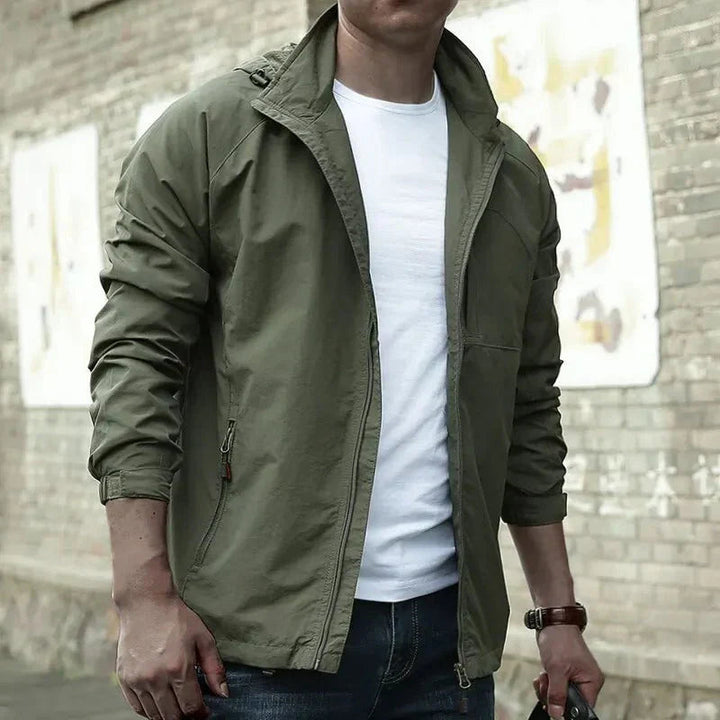 Stilvolle Herren Übergangsjacke, leicht & bequem, ideal für Freizeit, moderner Windschutz.