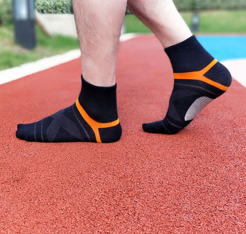 Komfortable Herren Sicherheitsschuhe mit Schutzkappe. Rutschfest & orthopädisch für langen Arbeitsschutz.
