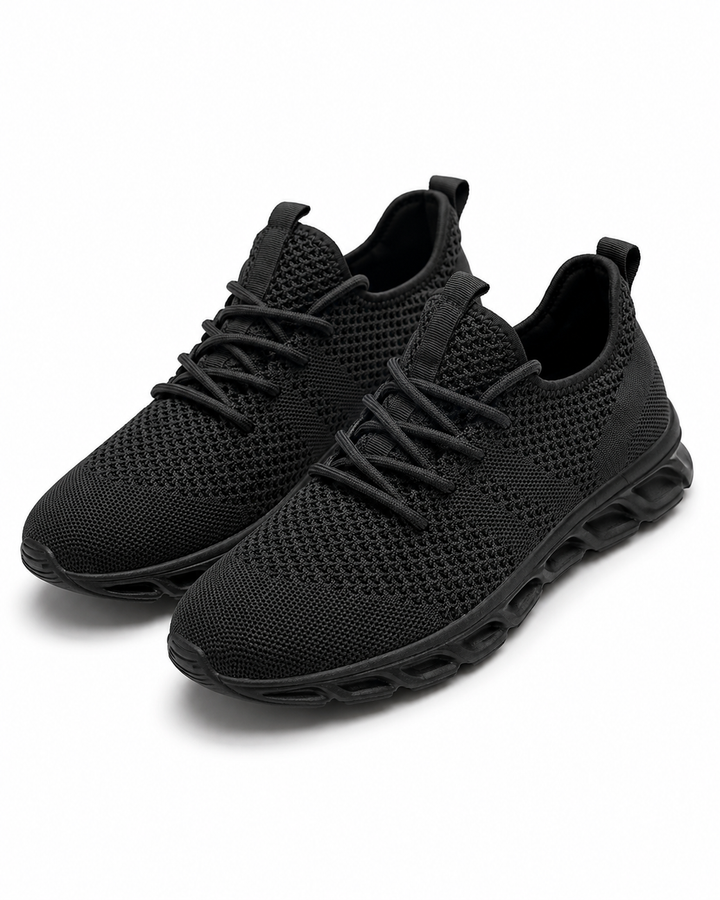Seitliche Ansicht bequemer orthopädischer Herren Freizeitschuhe, ideal für Sport und Alltag.