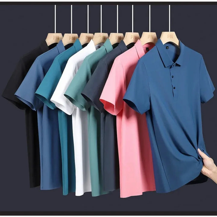 Elegantes Herren Polo-Shirt mit dezenter Struktur. Klassischer Schnitt, ideal für Alltag und besondere Anlässe.
