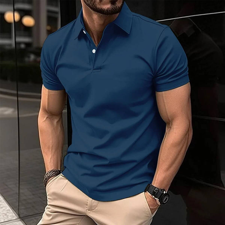 Stylisches Herren Poloshirt, leicht & bequem, perfekt für sportliche Aktivitäten und Alltag im Sommer.