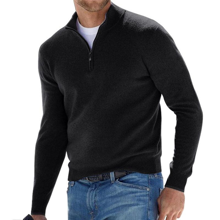 Detailansicht: Herren Rippenstrick-Pullover mit Halbreißverschluss. Hochwertiger, warmer Strick für Herbst und Winter.