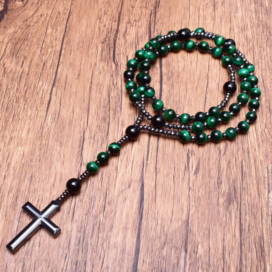 Spiritueller Herrenschmuck: Rosenkranz-Kette mit Kreuz, aus hochwertigen Natursteinperlen.