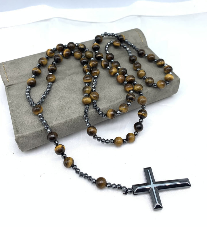 Grauer Jaspis Rosenkranz Kette für Herren, Naturstein-Accessoire mit Kreuz. Maskulin & elegant.