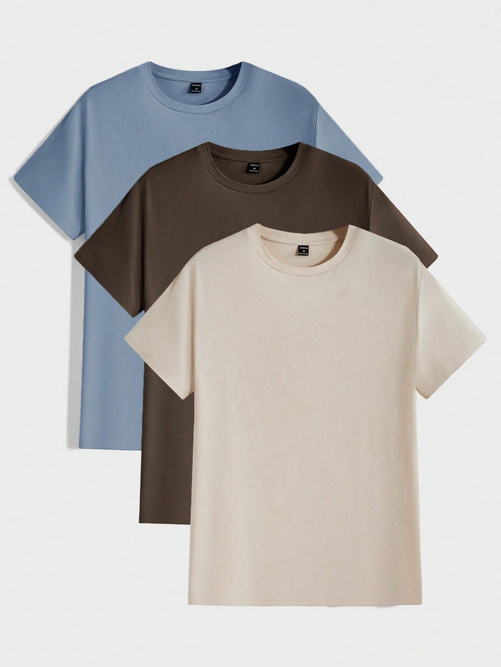 Textur-Detail: Feine Struktur des Herren Rundhals T-Shirts, verleiht subtile Eleganz.