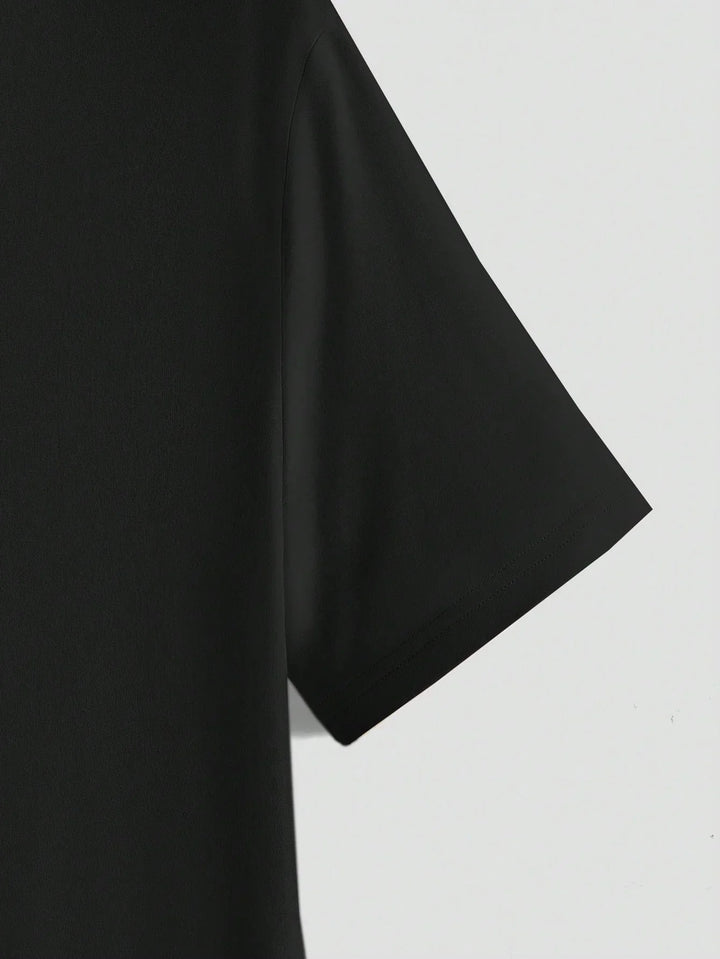Rückansicht: Lässiges Herren T-Shirt mit Rundhals & feiner Struktur, ideal für Freizeit.